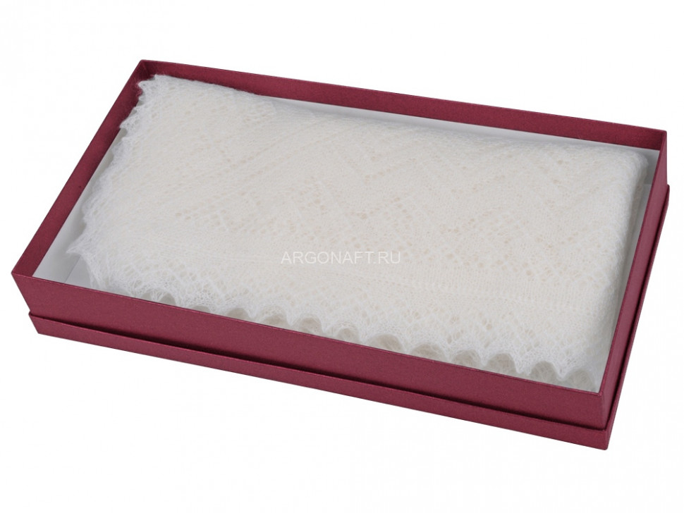 Оренбургский пуховый платок в подарочной коробке