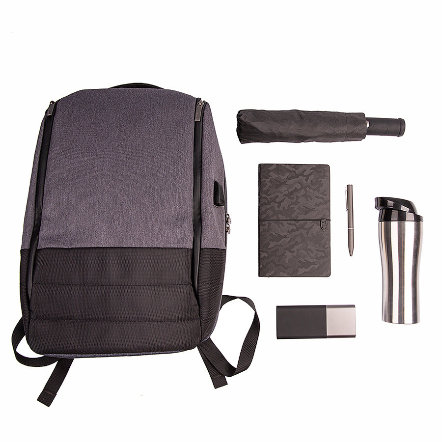 Набор подарочный ROYALFLUSH: бизнес-блокнот, ручка, термокружка, зарядное устройство,  рюкзак, серый